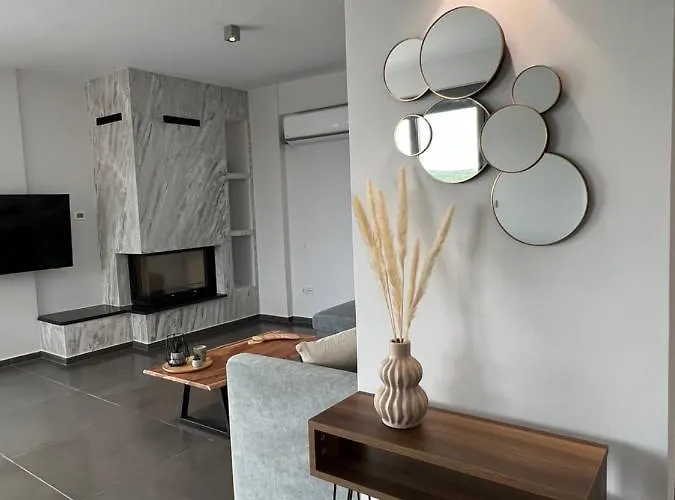 아파트 Luxury Maisonette *