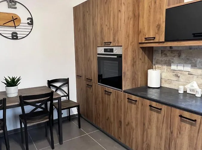 아파트 Luxury Maisonette Koróni