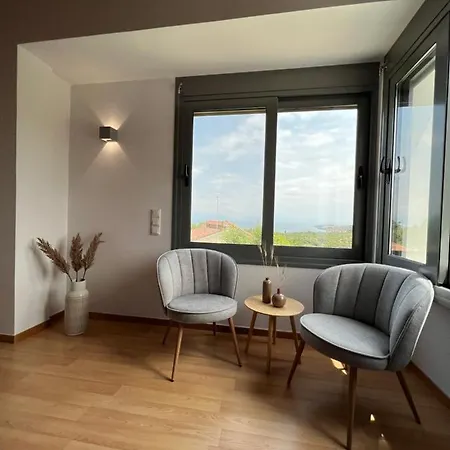 Апартаменты Luxury Maisonette Корони